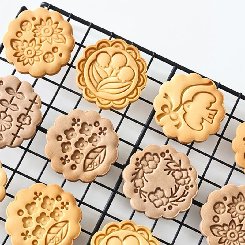 8PCS Flower Shape Cookie Molds Manual Press Cake Moulds Convenient Biscuit Dessert Making Tool for Baking Enthusiasts