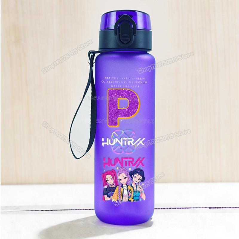 Lovely 650ml KPop Demon Hunters Children Water Bottle Cartoon Letter A-Z Girl Outdoor Sport Straw Bottle Kids Drink Cup Plastic Jugs
