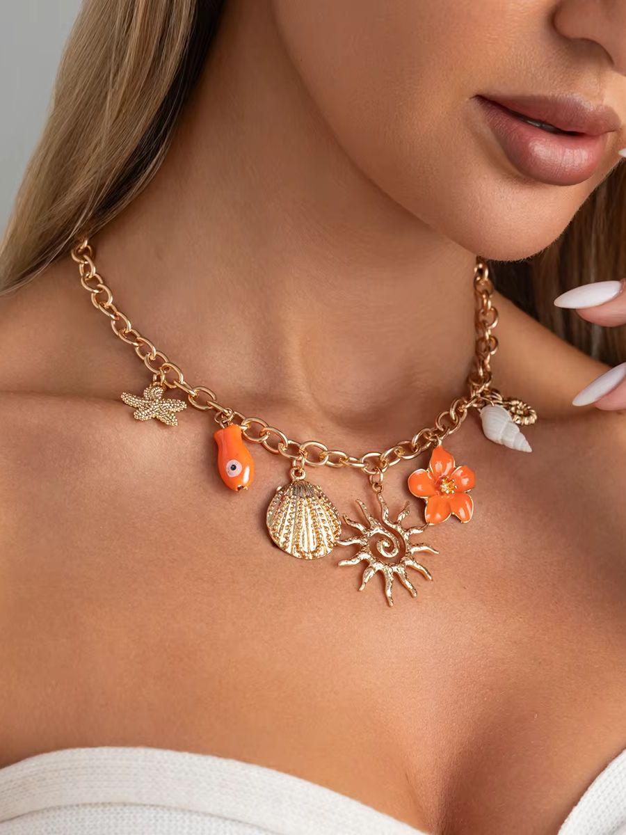 

Ingemark Exquisite Conch Ceramic Fish Pendant Choker Necklaces Women Summer Trend Adjustable Metal Chain Beach Vacation Jewelry