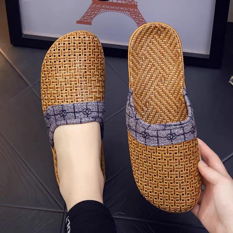 

Домашние тапочки летние дышащие домашние плетеные из соломы с закрытым носком на плоской подошве из ротанга и травы для мужчин и женщин нескользящие европейский лен для помещений 290（44/45）