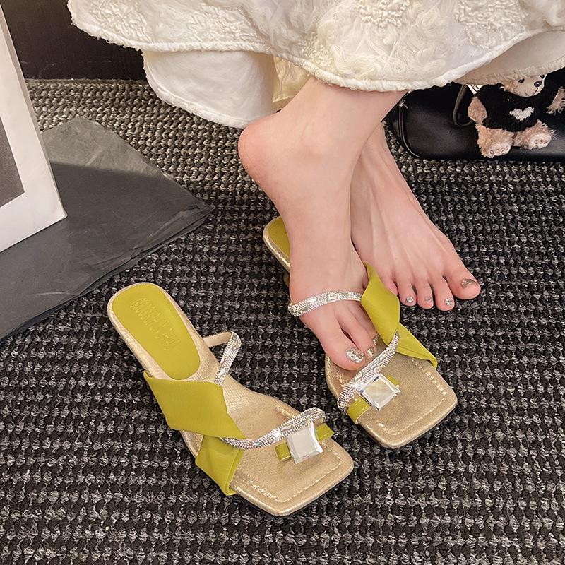 2025 Summer New Chinese Gem New High-end Sense Versatile Comfortable Niche Design Popular High-heeled Cool Slippers