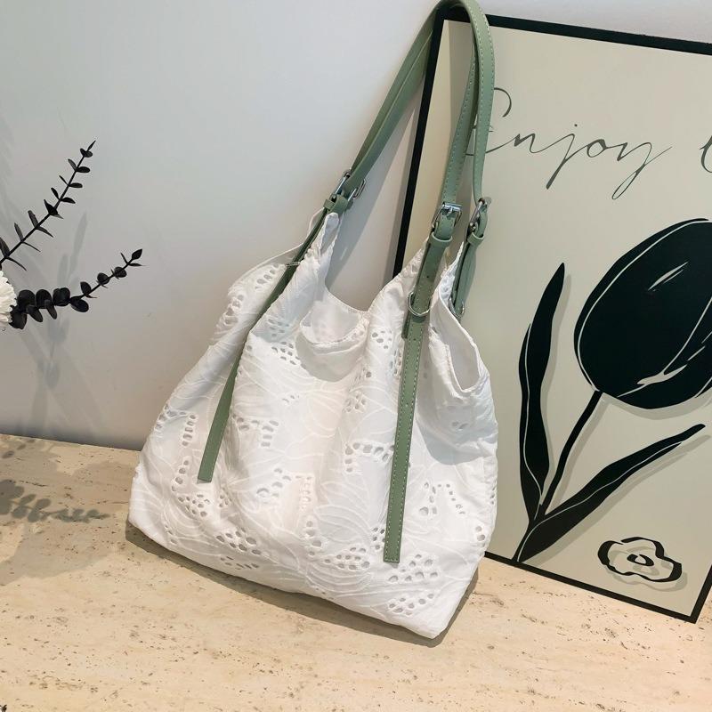 

Нишевый дизайн вышитая кружевная сумка-тоут женская новая летняя маленькая свежая легкая сумка для поездок на работу дорожная сумка зелёный