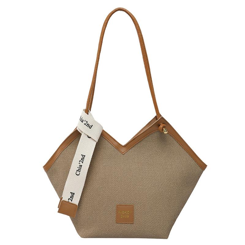 Retro fashion tote bag women 2025 new commuting large capacity shoulder bag trendy casual underarm bag women