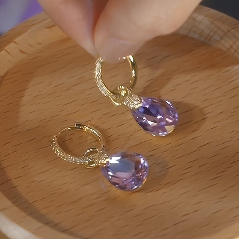 Retro Elegant Teardrop Shaped Pendants for Daily Wear Gifts and Parties Classic Versatile Styles for Women able Earrings