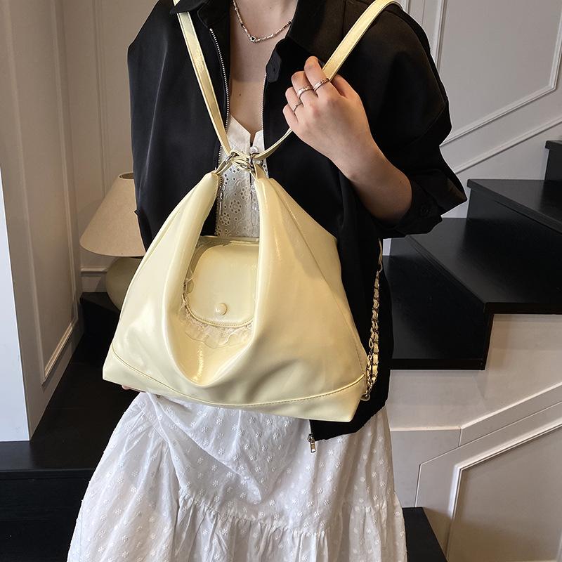 Large Capacity Women's Bag New Casual Versatile Fashion Handbag Commuter Backpack