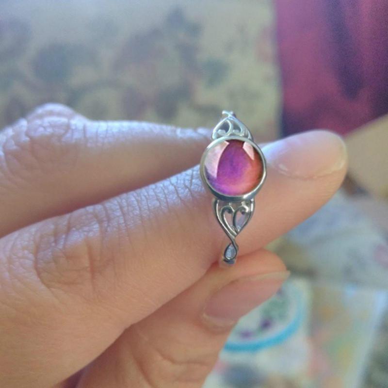European And American Retro Creative Flower Round Temperature Induction Color Ring 