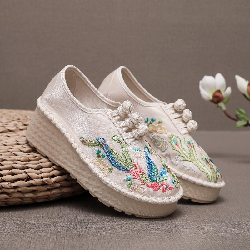 7cm High Heel Embroidered Shoes Characteristic Ethnic Style Fashionable Embroidered Phoenix Peony Cloth Shoes