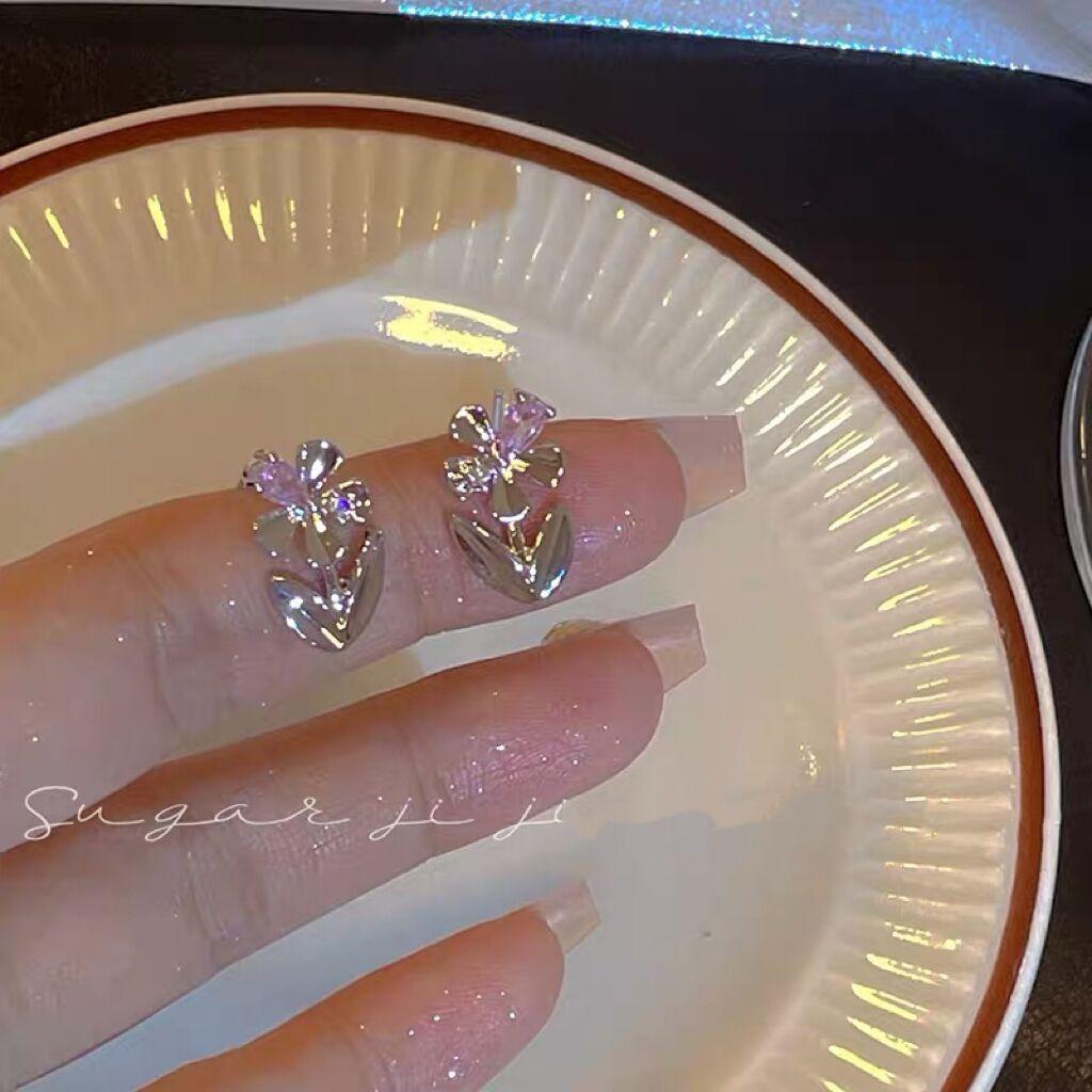 Sweet and Cool Babes~ Zircon Flower Stud Earrings Exquisite and Small Niche Design High-end Eye-catching Ins Versatile Earrings for Women