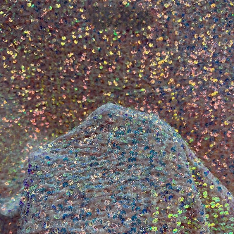 Barevná lesklá flitrová látka Olejově lesklá tylová látka Materiál na svatební šaty Různé styly Domácí flitrová látka Ozdoba oblečení