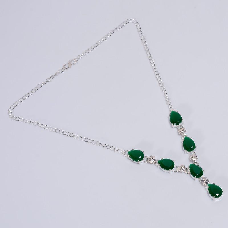 

Handcrafted Gold-Plated Infinity Necklace for Girlfriend with Elegant Appeal 7-8