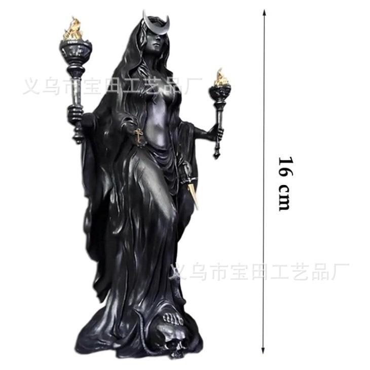 Hekate Niktipolos, Witch of the Night Hecate Niktipolos Resin Ornament Crafts