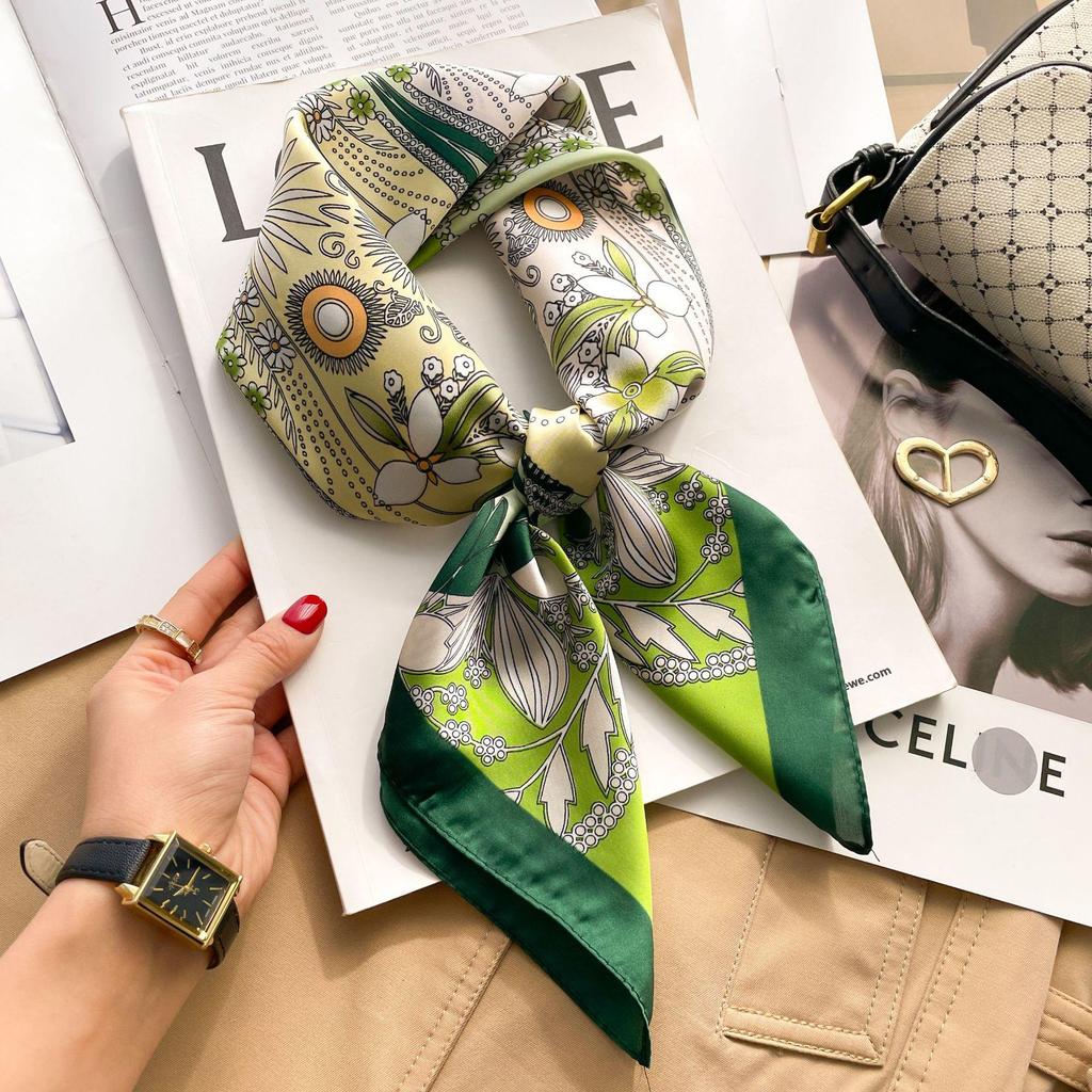 70cm Autumn Retro 3D Print Silk Scarf - Women's New Professional Square Imitation Ribbon