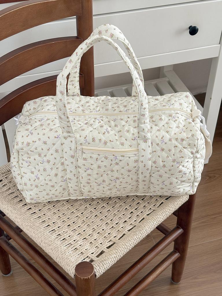 Lightweight Large Capacity Floral Quilted Travel Bag Handheld Diagonal Boston Bag Korean Version Ins Fresh Sweet Cotton Bag