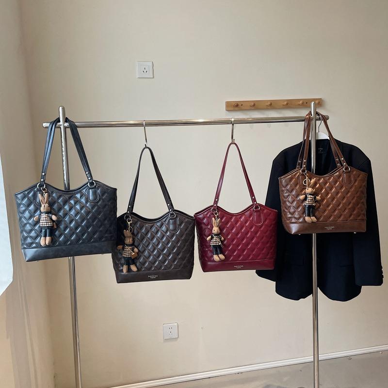 Large capacity diamond tote women's bag new fashion retro handbag versatile temperament casual vegetable basket bag
