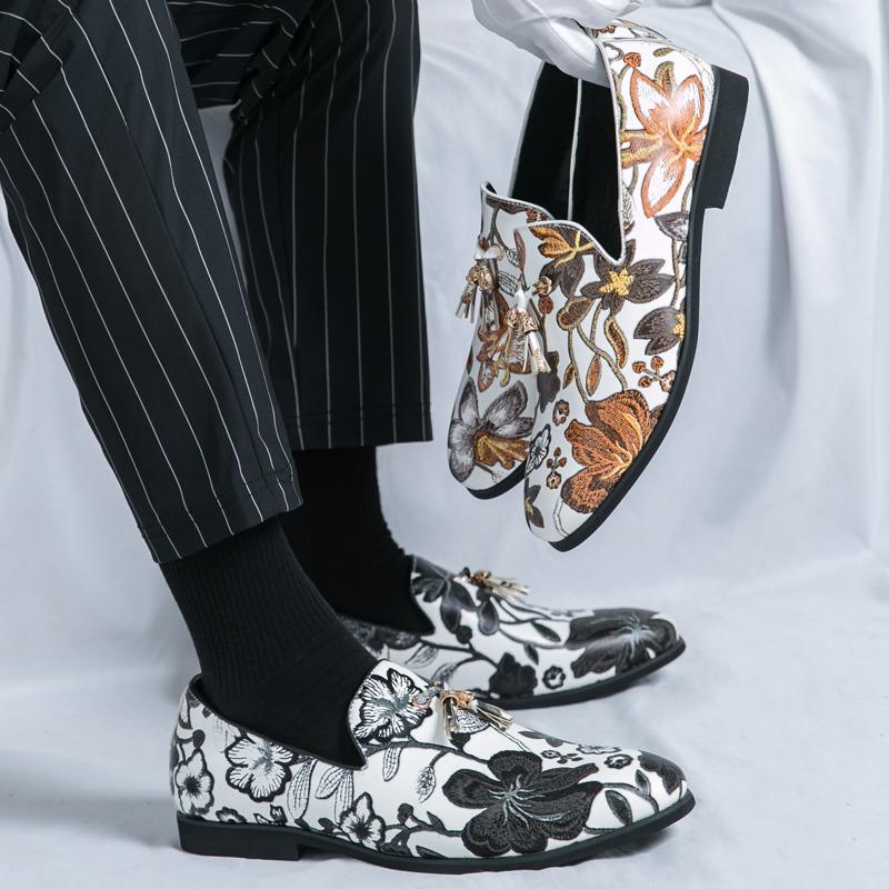 Design Tassels Mens Dress Shoes Big Size 46 Fashion Printed Wedding Party Shoes Men Slip-on Leather Shoes For Men Flat Loafers