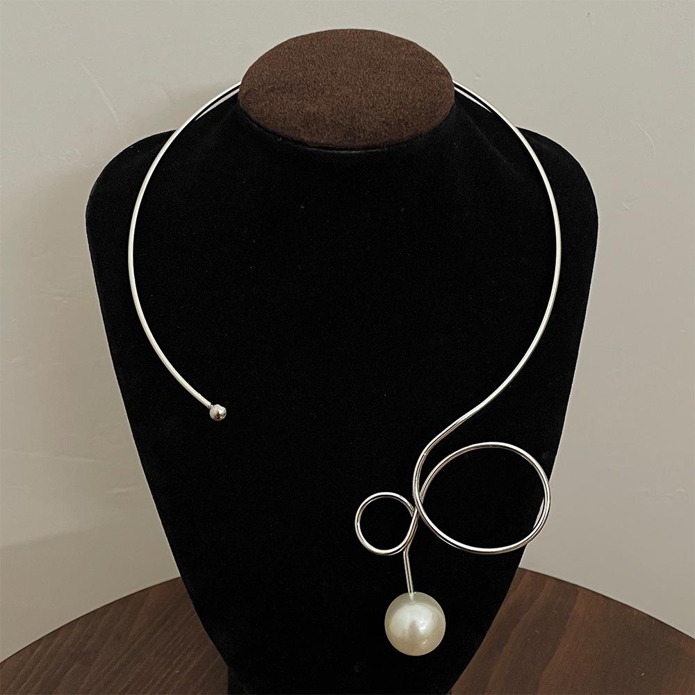 

Европейские и американские модные ожерелья из искусственного жемчуга: Модный, универсальный, простой дизайн кольца для женщин серебряный