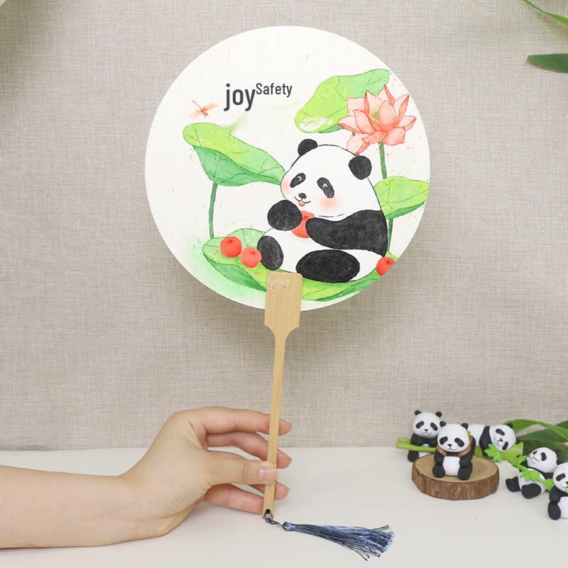 Набор круглых вееров с ручной росписью «Панда» от Qingxi Yilin