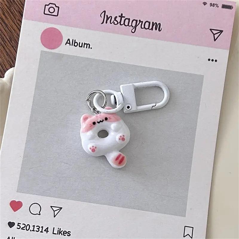 Kawaii Kreslený Novinka Kočka Donut Klíčenka Roztomilý Kreativní Přívěsek na Klíče Zábavné Doplňky pro Dekoraci Batohu Dárky