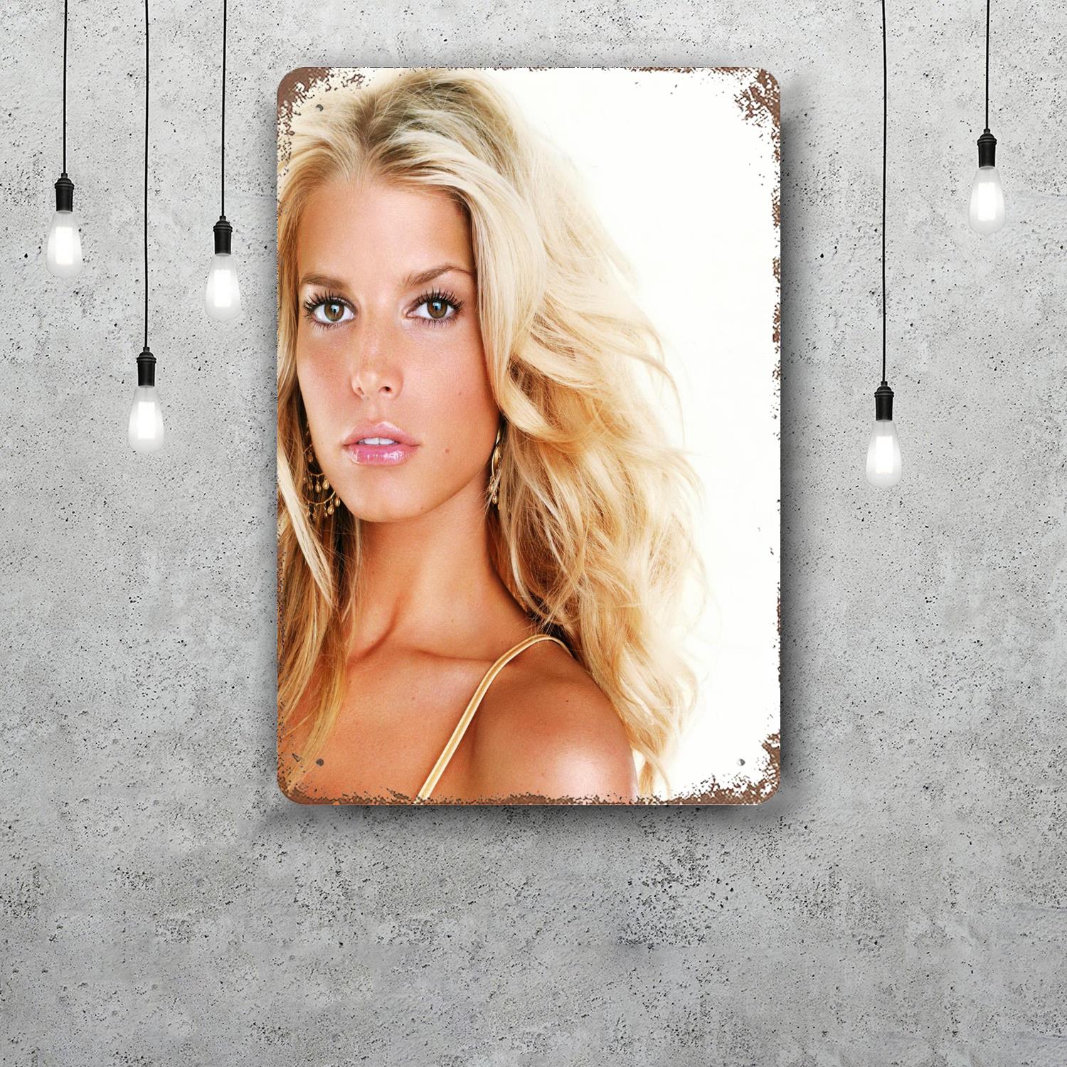 

jessica simpson Classic Poster Rusty Metal Plaque Retro Decorative Plate Bar Man Cave Garage Club Metal Sign Wall Decoration 20x30cm（7.8x11.8inch）