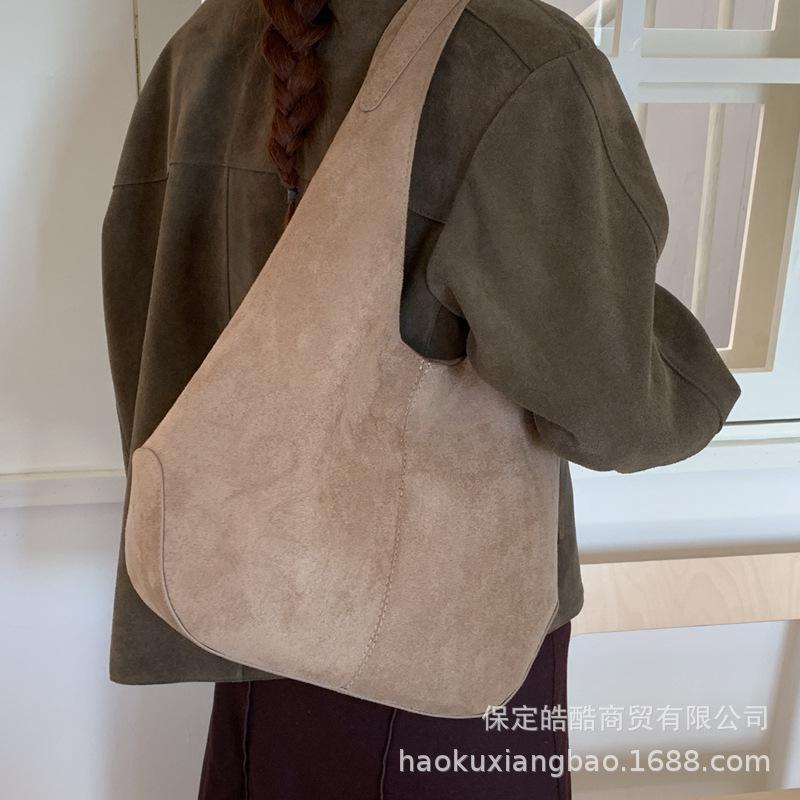 Bags Women's 2025 New Trendy Autumn and Winter Premium Retro Suede Shoulder Bag Lazy Commuter Tote Bag