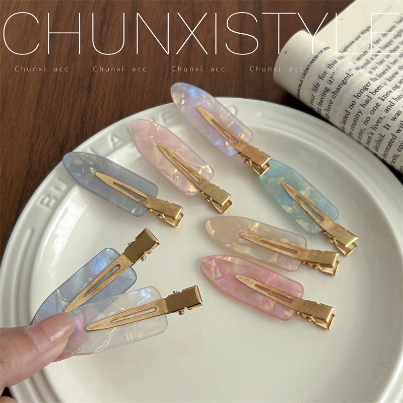 Japanische nahtlose Haarnadel: Sommerlicher Feenpony-Clip für Frauen - Entenschnabel-Design