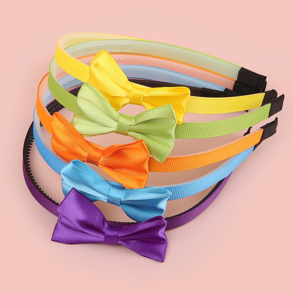 5 st 2,5 tums satin hårrosetter med pannband plasttänder hårband barn flickor pannband barn håraccessoarer set