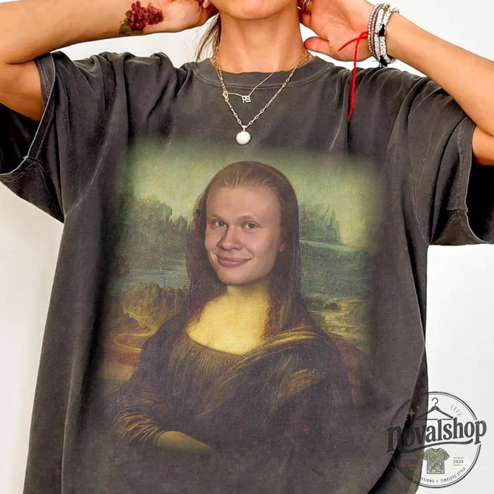 Funny Mona Lisa Face Swap Vintage Erling Haaland Shirt, Comfort Colors Norway Soccer Tee, Haaland Bootleg T-Shirt, Retro Football Graphic Tee L