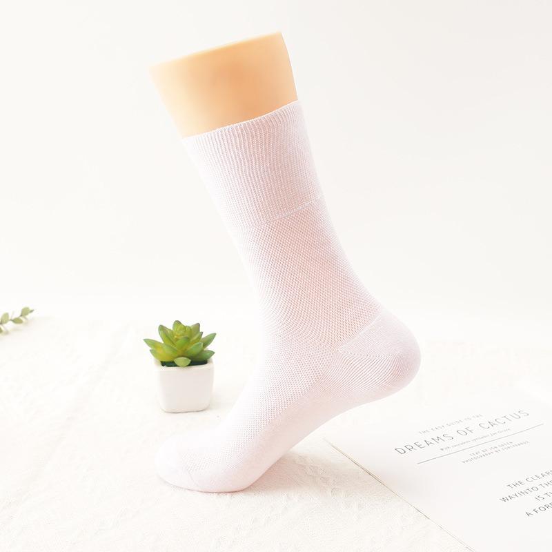 Ultra-Thin Loose-Fitting Mid-Calf Socks for Swollen Feet - Large Size for Elderly and Middle-Aged