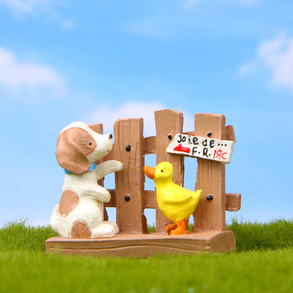 Cartoon Cute Fence Duck Dog Mini Model Ornament For Home And Garden Decoration