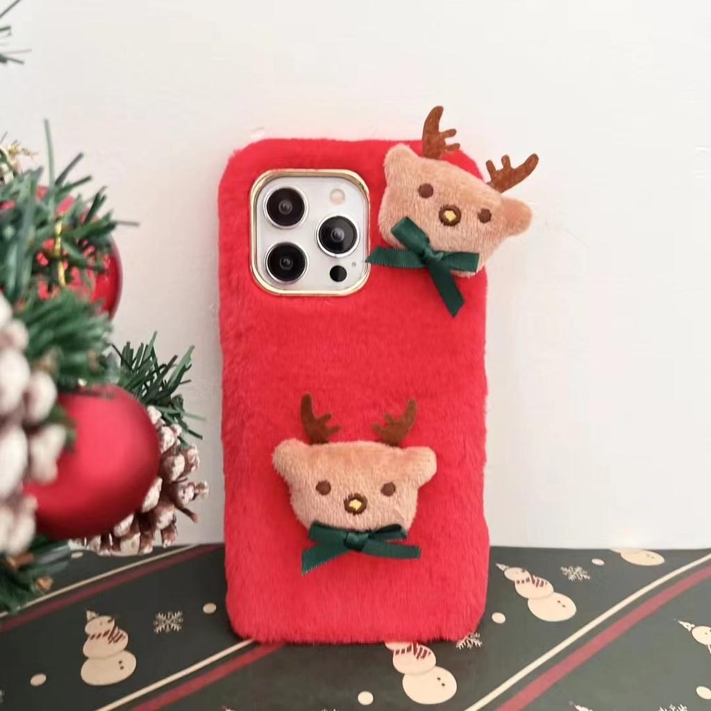 Capa de celular de pelúcia de alce fofo de Papai Noel para iPhone 15 14 13 12 11 Pro Max X XR XS Max 7 8 Plus Se 2020 2022 Capas de silicone peludas de Natal para Samsung/Redmi