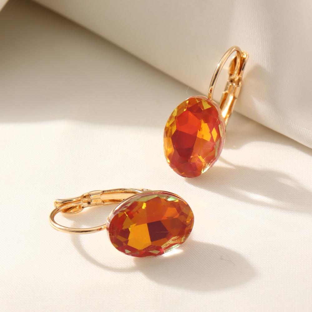 Kadınlar için Moda Dört Renkli Oval Yapay Kristal Halkalı Küpeler Küpe Takı Düğün Parti Aksesuarları