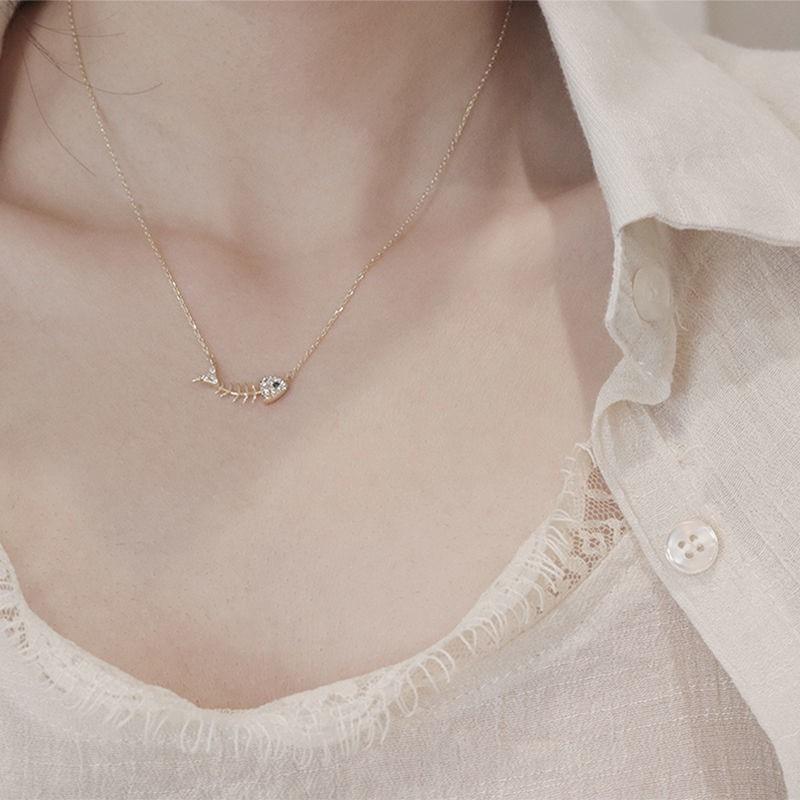 New Fashion Creative Popular 925 Sterling Silver Jewelry Personality Fish Bones Crystal Clavicle Chain Pendant Necklaces XL1431