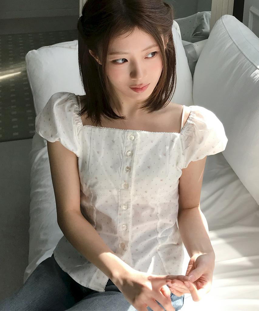 LETTER FROM MOON Rosie Lace Blouse (Ivory)
