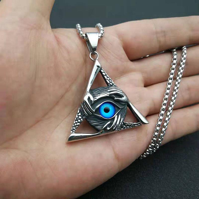 European and American Jewelry, Men's Necklace, Triangular Devil's Eye Pendant 2026.