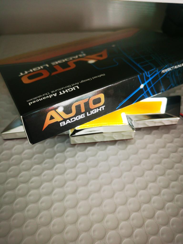 17cm*5.5cm Weißes 5D Emblem Licht Rücklicht Für Chevrolet Cruze Malibu Epica 5D Chevrolet Logo Licht 5D Chevrolet Kühlergrill Lampe