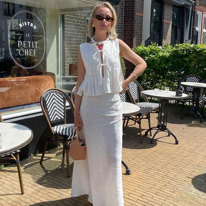 White Bandage Ribbed Sexy Tank Top Shirts Women Hollow Out Lace Up Sleeveless Slim Tops Hottie Summer Deep V Neck Street Sexy Beach Bandage Y2k Vest