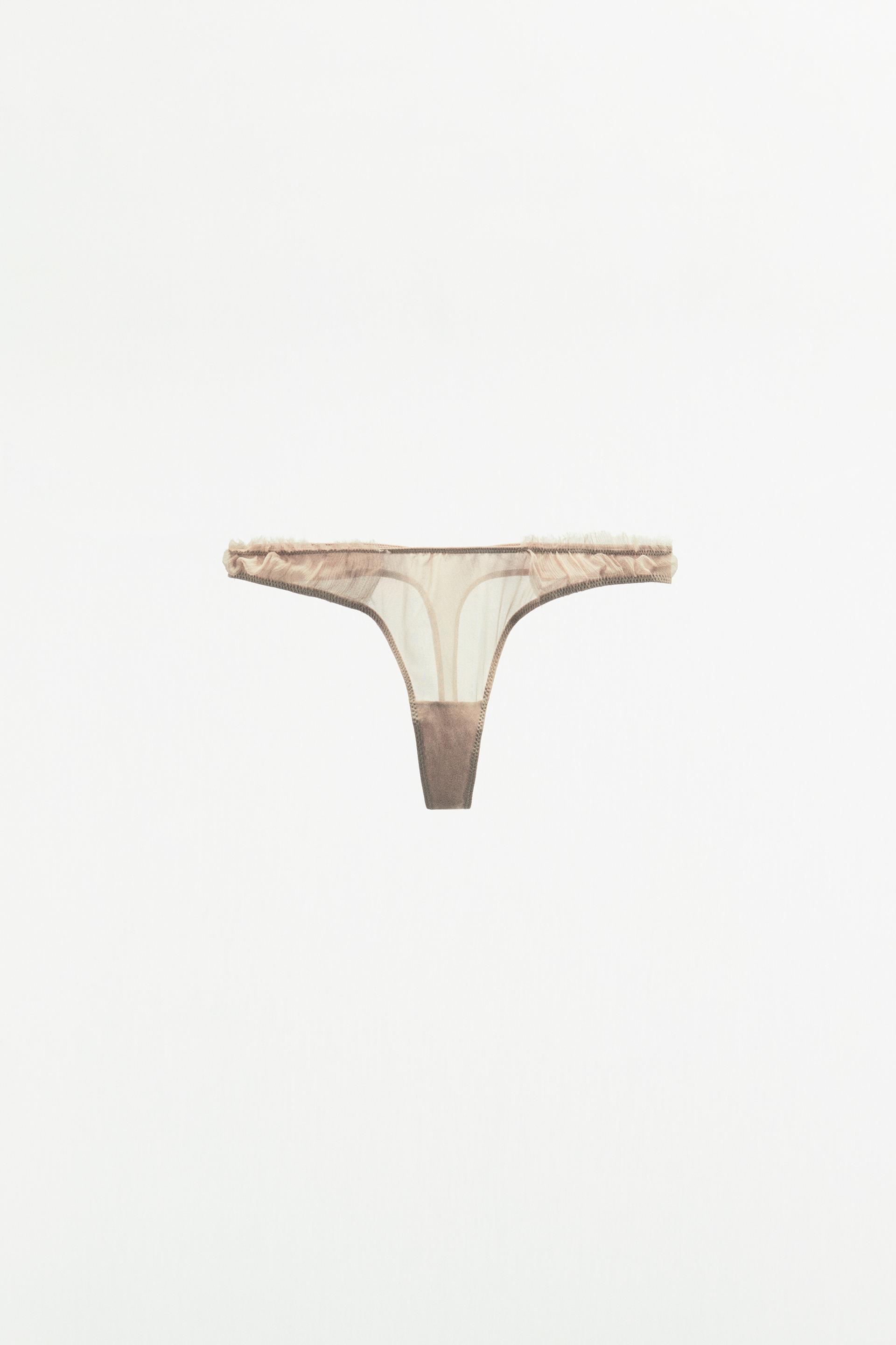 

ШЕЛКОВЫЕ СТРИНГИ