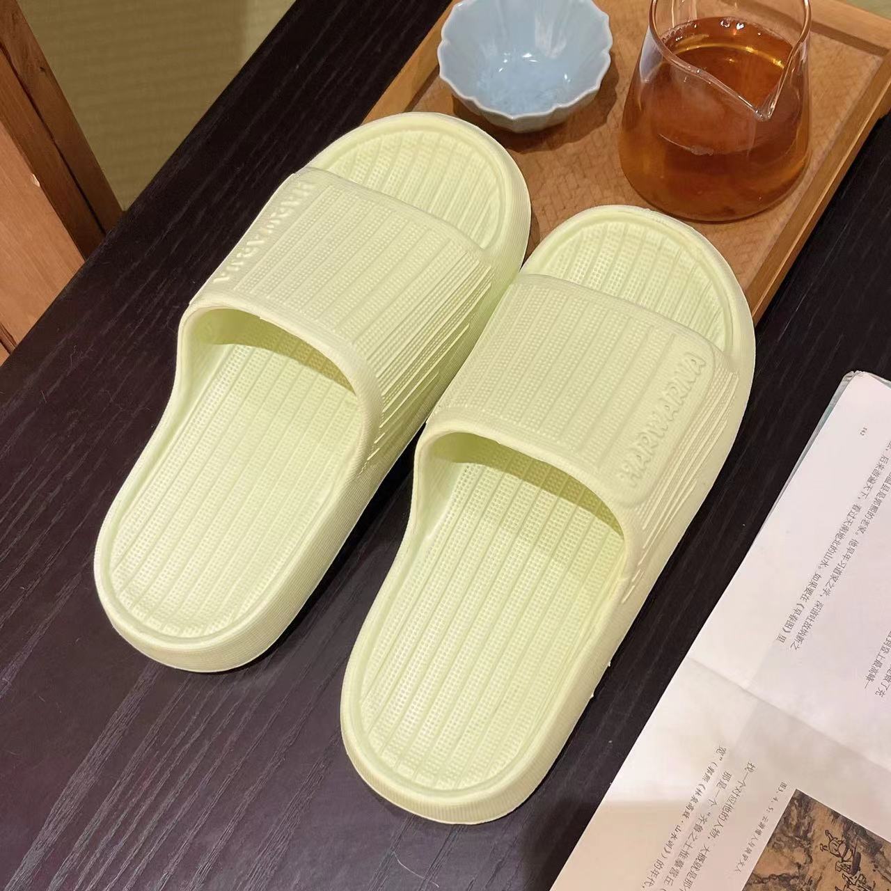 

Fashion Summer EVA Slippers for Women 2026 New Non Slip Bathroom Indoor Home Slippers Woman Lightweight Soft Sole Cloud Slides 44-45 зелений