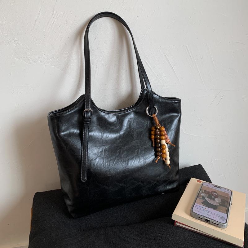 Shoulder Bag Women's New Autumn and Winter Retro Fashion Versatile High-end Commuter Bag Large-capacity Tote Bag