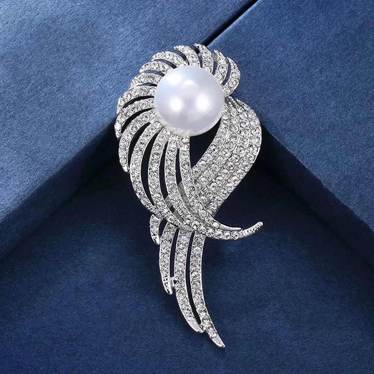 Lily There Women's Angel Wings Pearl Feather Brooch High-End Pearl Corsage Design Sense Niche Suit Pin Temperament Accessories