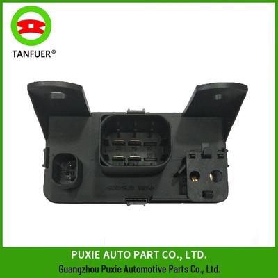 Mercedes-Benz Car Preheating Relay Regulator for W202, W210, W168, W203 Models