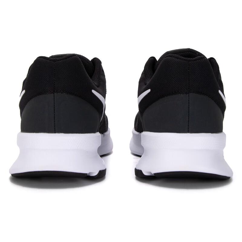 Nike Men's DR2695 Running Shoes