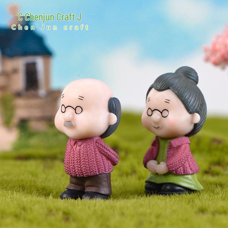 Miniature DIY Building Model: Moss, Micro Landscape Ornaments, Resin Animal & Plant Figures