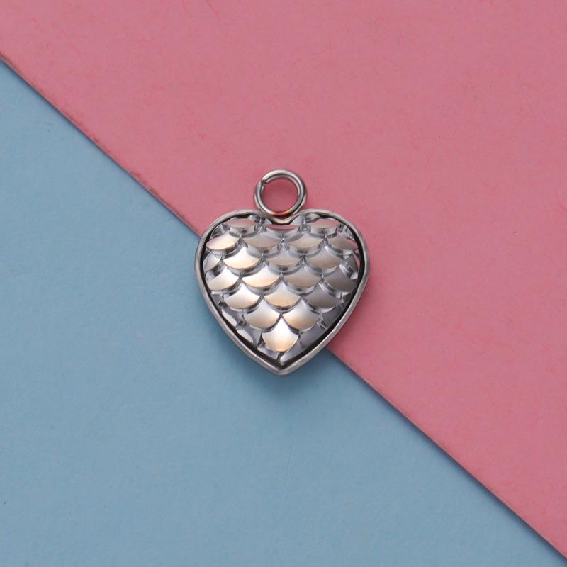 Stainless Steel Heart-Shaped Fish Scale Pendant - Ocean Series DIY Jewelry