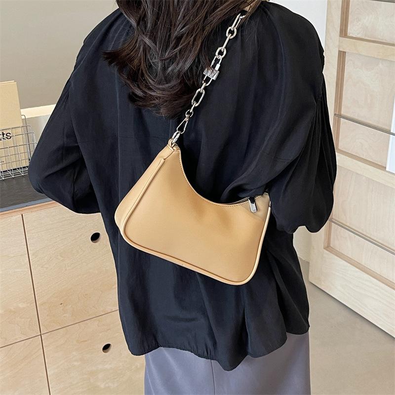 Small Bag Women's Bag Summer New Trendy Fashion Messenger Bag Shoulder Armpit Small Square Bag