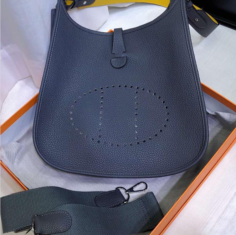 

Стиль Высококлассный Сделанный на заказ Ручной работы Повязка на голову Evelyn Слоистая Коровья кожа Универсальная Мини-сумка-ведро Сумка на одно плечо/через плечо Medium+21CM