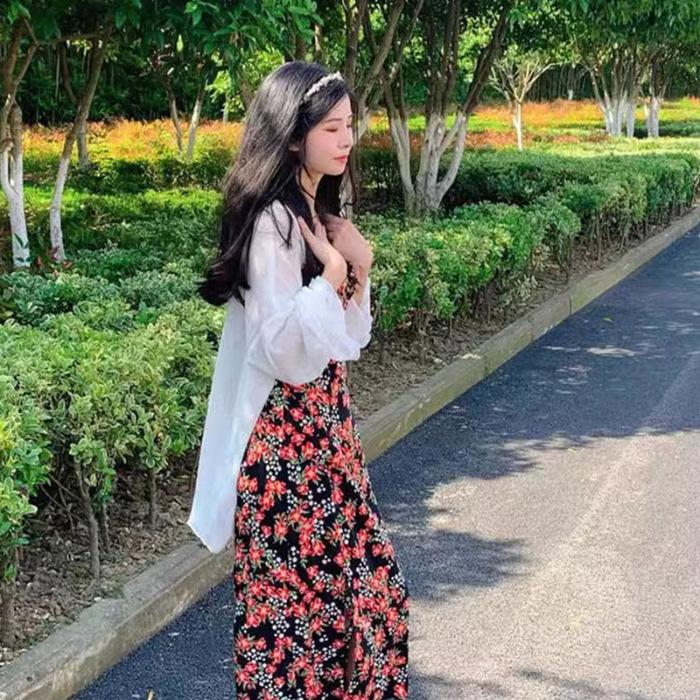

Sunscreen cardigan women s summer thin light pleated shawl chiffon ice silk outer shawl blouse XL білий