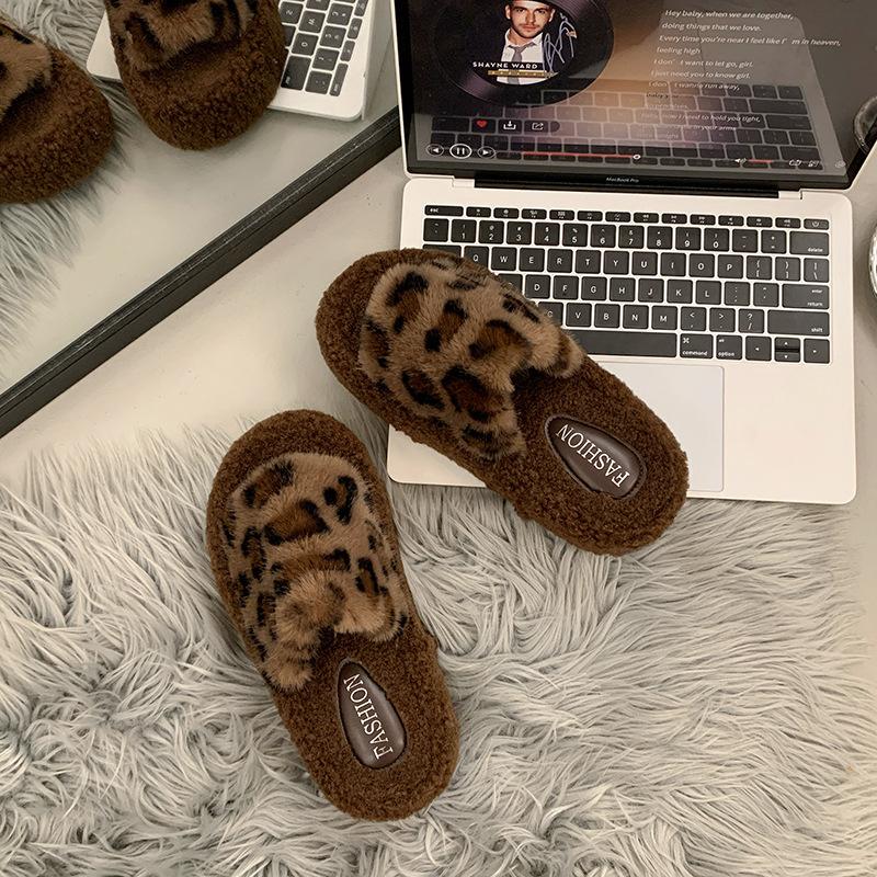 Internet-Berühmtheit Explosion Leopardenmuster Dicksohlige Mao Mao Hausschuhe Damen 2025 Herbst und Winter Neu Außenbekleidung Baumwollschlepp Mao Mao Schuhe cas