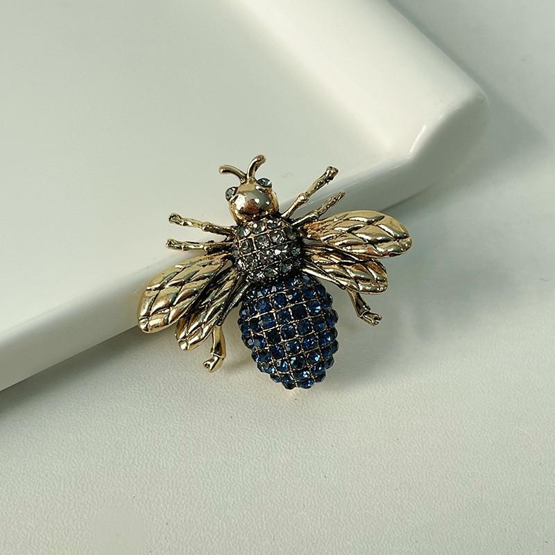 Animal Jewelry Pin With Rhinestones For Women And Men Fashion Accessories