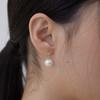 Byweekend 10mm Pearl Earring